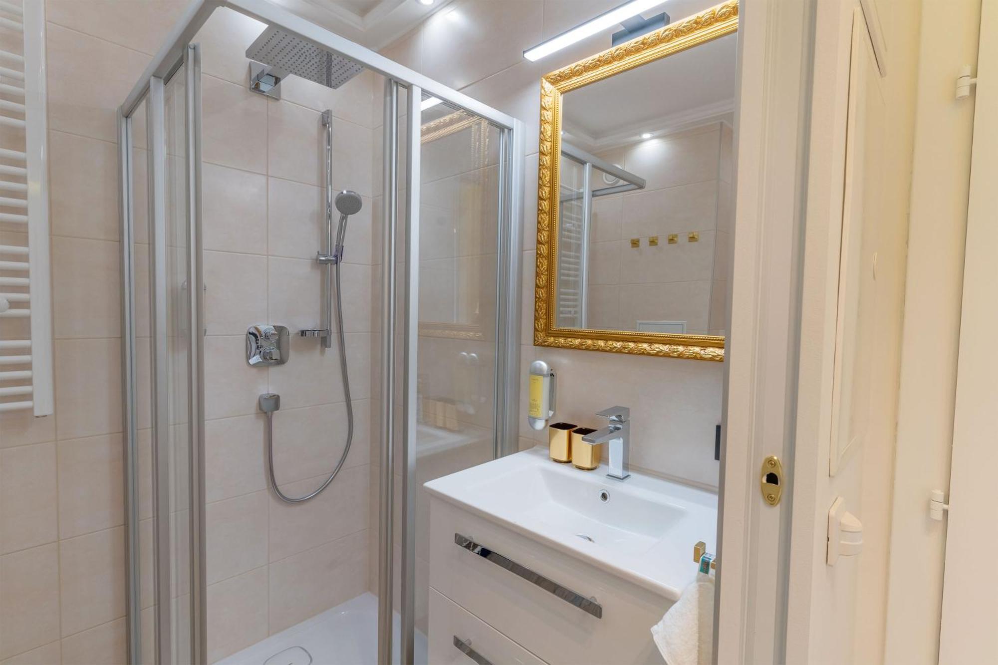 Ct-Gold Penthouse Bodensdorf Amatera Privater Seezugang Hallenbad, Skiarena Gerlitzen Exteriör bild